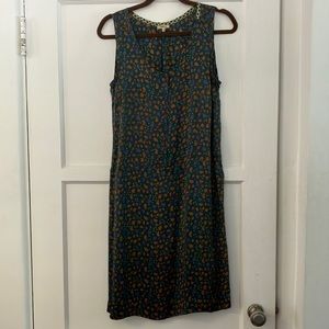Adorable Bellerose dress. Sleeveless and perfect in fall colors.